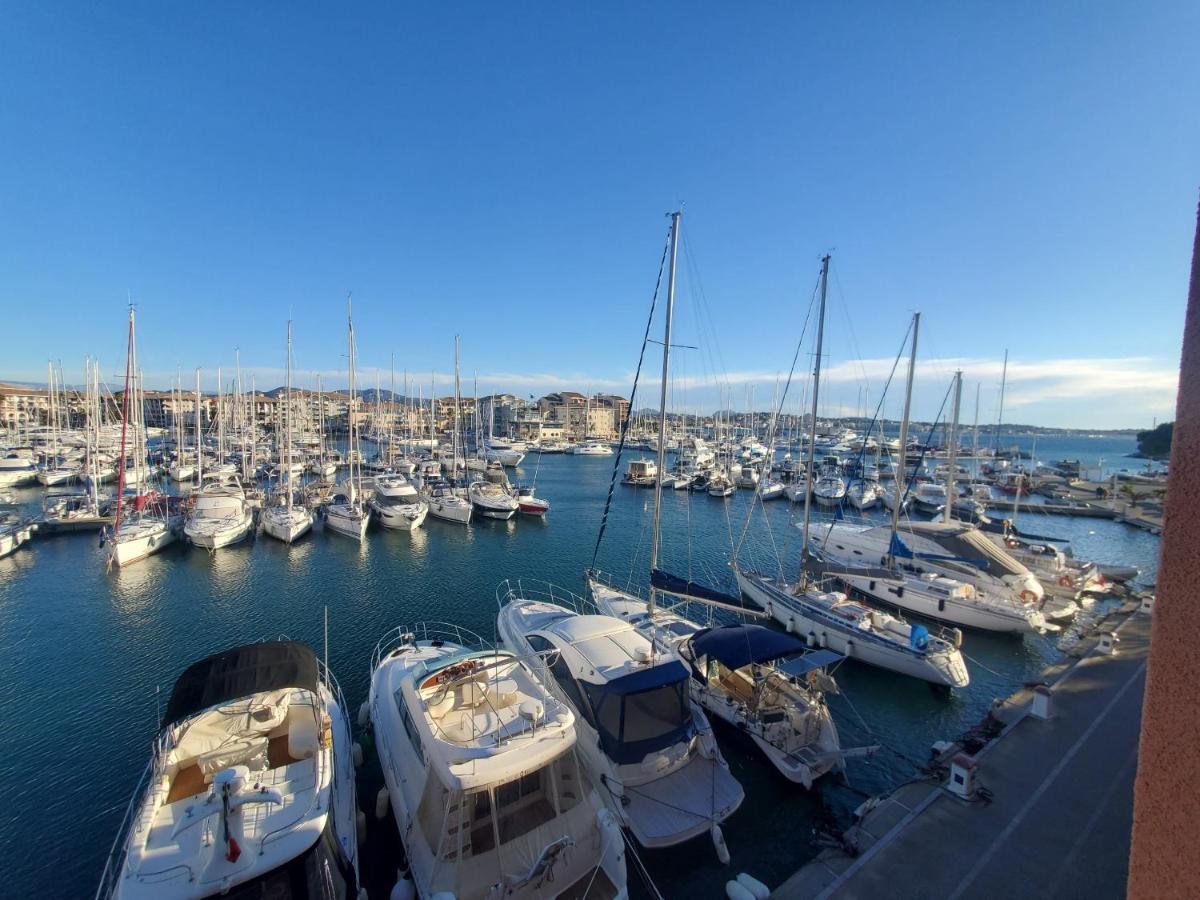 Cap Hermes Studio 31M2 Vue Port Climatise Piscine, Fréjus Exterior foto